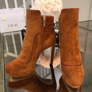 Jimmy Choo Tan Suede Platform Ankle Boots Size 6.5